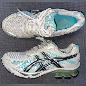 ASICS Women’s GEL-Kinetic 4 Running Shoe